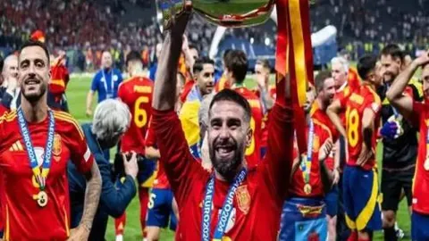 沙国联赛风云录：10胜7负藏神秘，主场龙势在必得，战意昂扬迎胜利